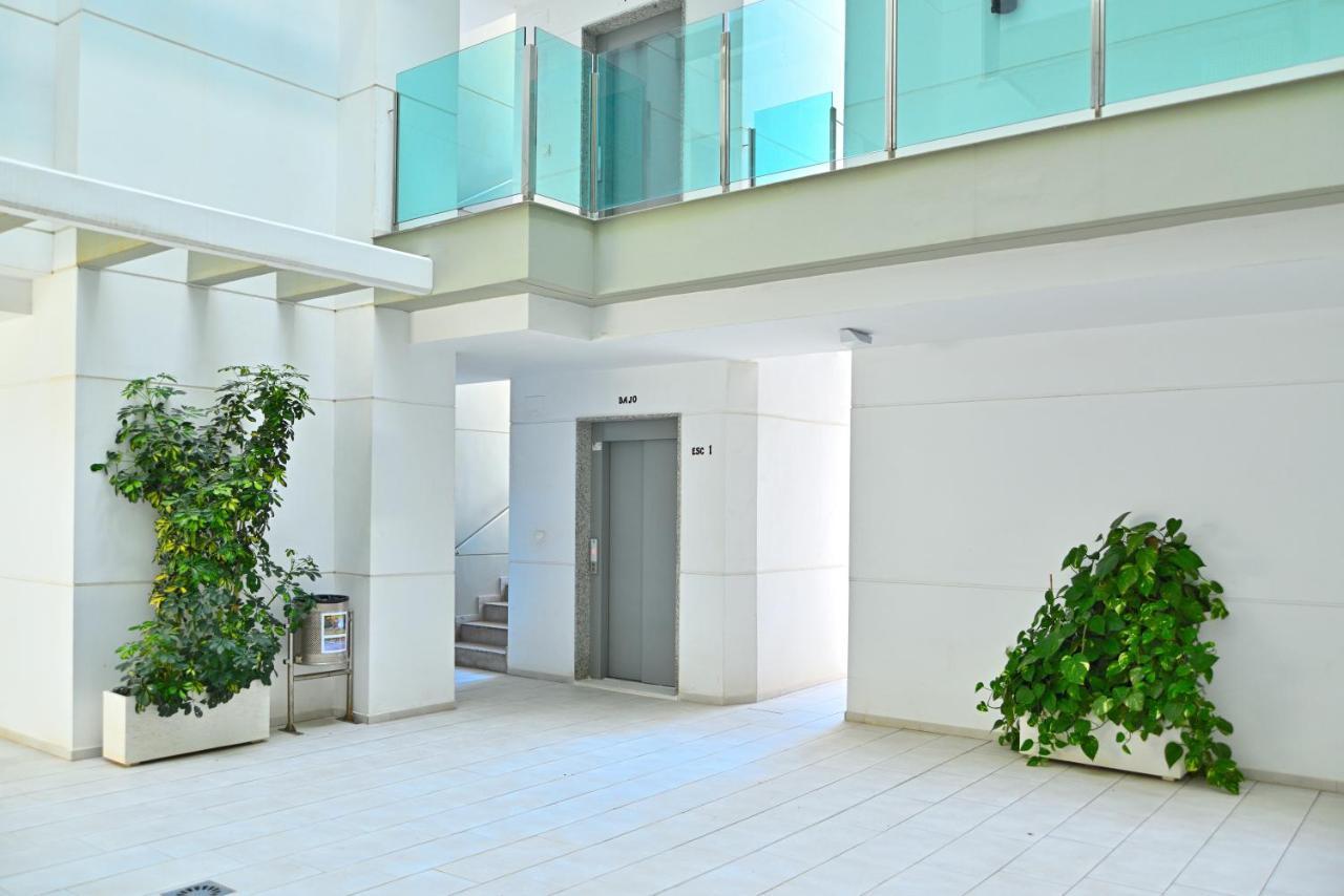 Апартаменти Myflats Luxury Sea Coast Ареналес-дель-Соль Екстер'єр фото